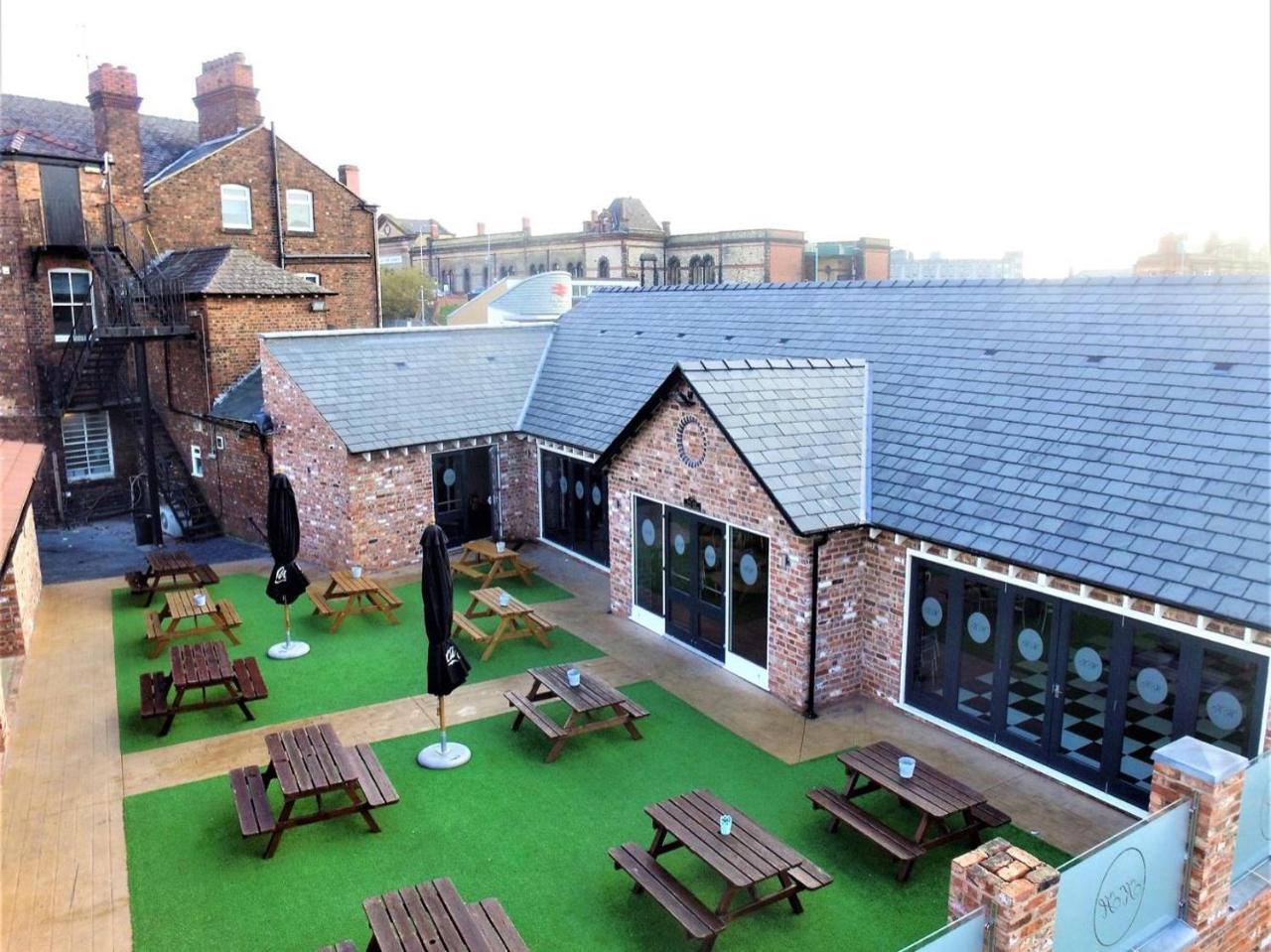 Bed and Breakfast The Kings Head Warrington Exterior foto