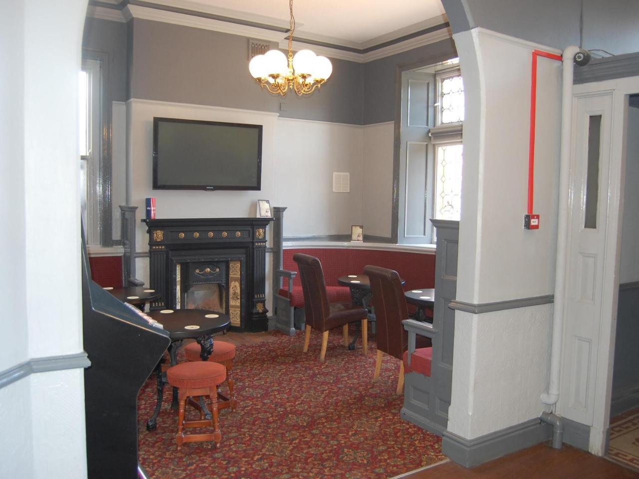 Bed and Breakfast The Kings Head Warrington Exterior foto